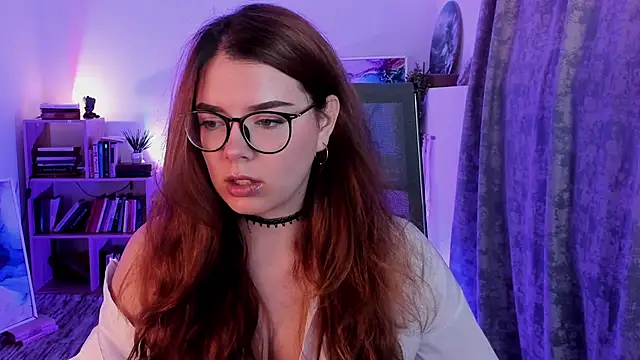 Snapshot of KeytSilvas chatting on October 11, 2:55 am KeytSilvas online show from October 11, 2:55 am