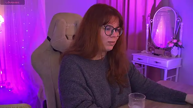 Snapshot of KeytSilvas chatting on March 7, 3:14 am KeytSilvas online show from March 7, 3:14 am