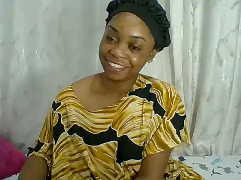 PrettyPrincess14 online show from May 19, 7:09 pm
