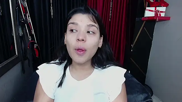 Snapshot of AvaLusty chatting on February 10, 7:28 pm AvaLusty online show from February 10, 7:28 pm