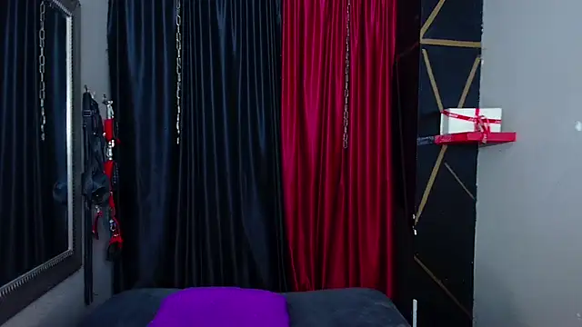 Snapshot of AvaLusty chatting on March 3, 7:17 pm AvaLusty online show from March 3, 7:17 pm