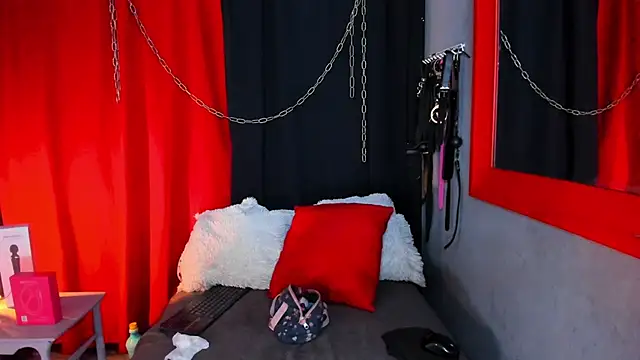 Snapshot of AvaLusty chatting on September 27, 11:59 am AvaLusty online show from September 27, 11:59 am