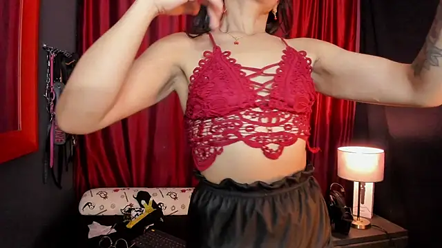 Snapshot of AvaLusty chatting on November 11, 3:34 pm AvaLusty online show from November 11, 3:34 pm