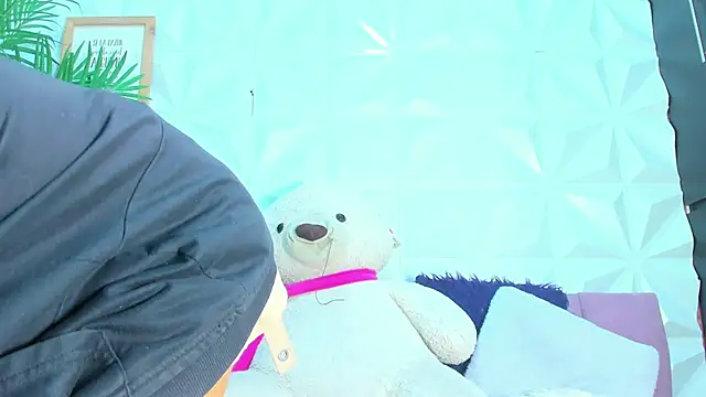 Briyit Doll online show from October 17, 3:03 pm