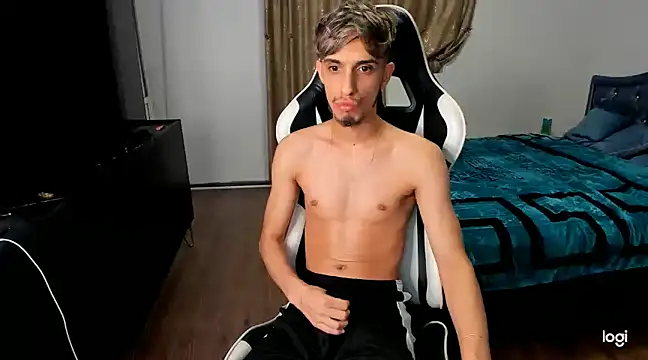 Snapshot of se6model chatting on December 1, 5:02 pm se6model online show from December 1, 5:02 pm