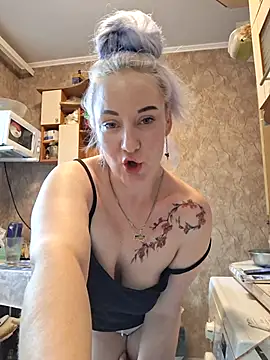 Snapshot of Tina_Alev chatting on July 6, 4:09 pm Tina Alev online show from July 6, 4:09 pm