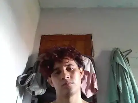 Snapshot of pedrodavid_ chatting on January 25, 8:21 pm pedrodavid online show from January 25, 8:21 pm