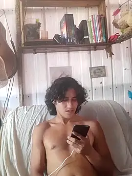 Snapshot of pedrodavid_ chatting on July 17, 6:02 pm pedrodavid online show from July 17, 6:02 pm