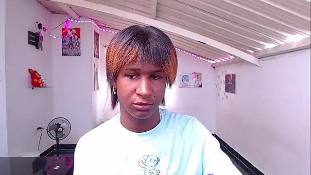 Angell Dustt  online show from February 23, 4:13 pm