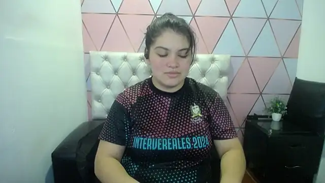 Snapshot of Marinasexxx chatting on February 28, 7:15 pm Marinasexxx online show from February 28, 7:15 pm