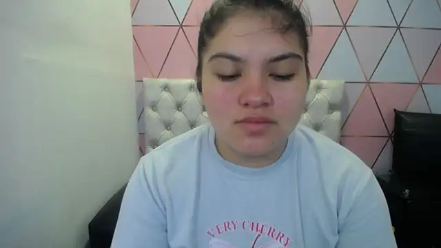 Marinasexxx online show from April 2, 7:00 pm