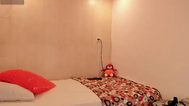 meganrossee69 online show from September 14, 1:27 am