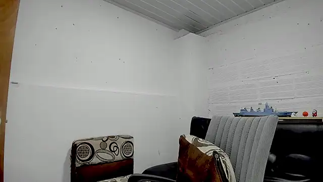 Snapshot of Himoreno25 chatting on February 5, 10:55 pm Himoreno25 online show from February 5, 10:55 pm