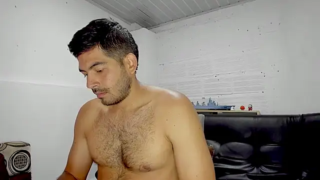 Snapshot of Himoreno25 chatting on February 9, 4:29 pm Himoreno25 online show from February 9, 4:29 pm