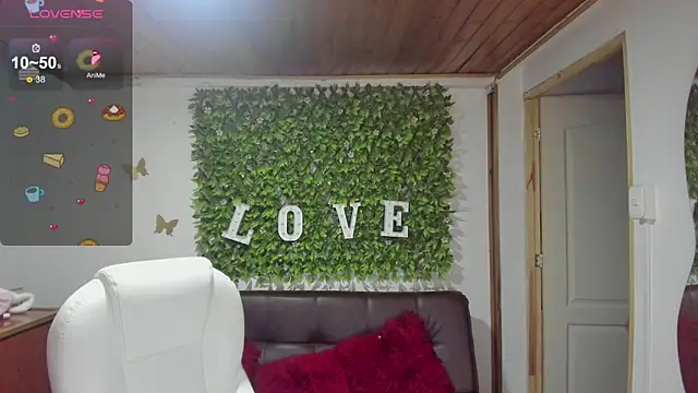 Enma  clark online show from March 17, 7:26 pm