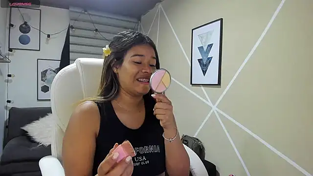 Enma  clark online show from October 3, 4:09 am