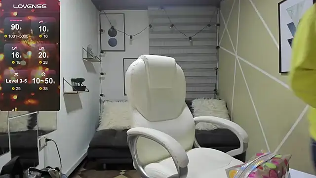 Enma  clark online show from November 30, 4:16 am