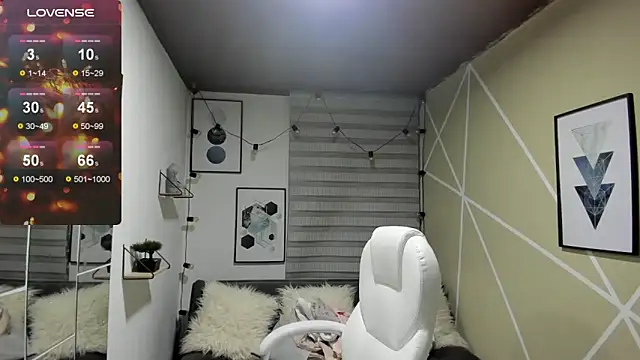 Enma  clark online show from December 20, 4:08 am