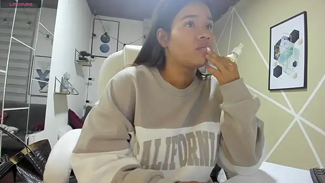 Enma  clark online show from February 16, 4:08 am