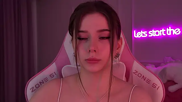 DianaVert online show from February 6, 10:00 pm