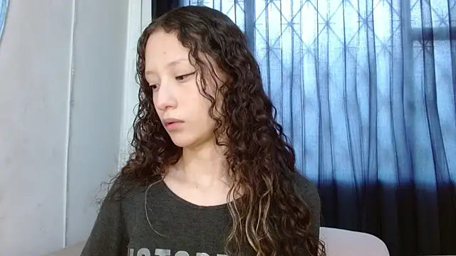 Snapshot of abbycutecs chatting on January 10, 2:19 pm abbycutecs online show from January 10, 2:19 pm