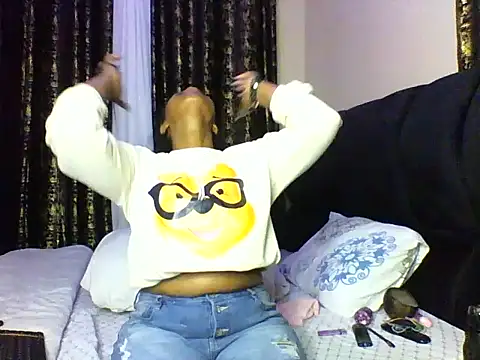 Snapshot of Candii_wet_ chatting on September 22, 8:00 pm Candii wet online show from September 22, 8:00 pm