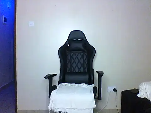 Snapshot of Candii_wet_ chatting on October 8, 7:44 pm Candii wet online show from October 8, 7:44 pm