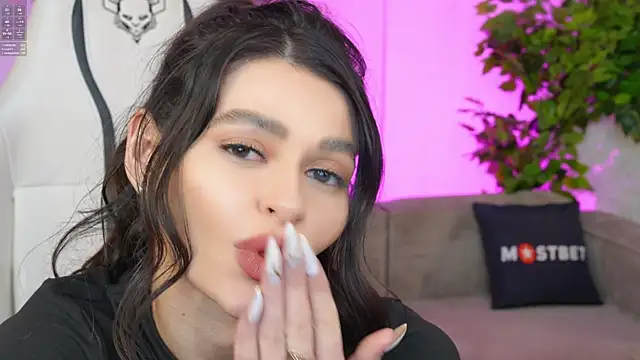 Gabriella054 online show from December 24, 6:44 am