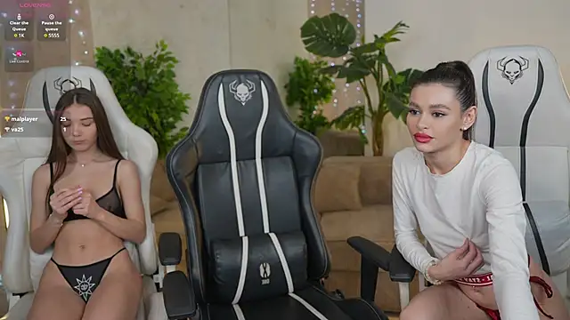 Gabriella054 online show from February 5, 11:55 am