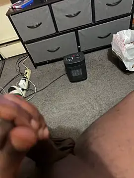 Cameltoekilla online show from April 15, 6:42 am