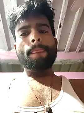 PRIYANHUxh online show from March 26, 8:47 pm