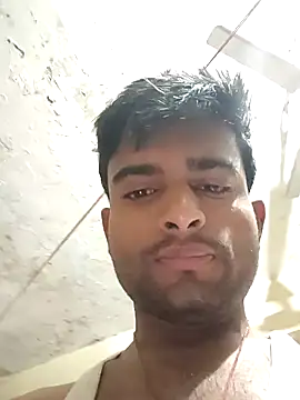 PRIYANHUxh online show from April 3, 3:48 am