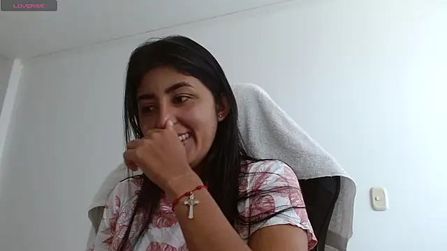 Snapshot of danna_peterson1 chatting on January 9, 8:10 pm danna peterson1 online show from January 9, 8:10 pm