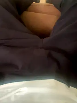 Snapshot of MephiticBermudas chatting on October 20, 7:03 pm MephiticBermudas online show from October 20, 7:03 pm