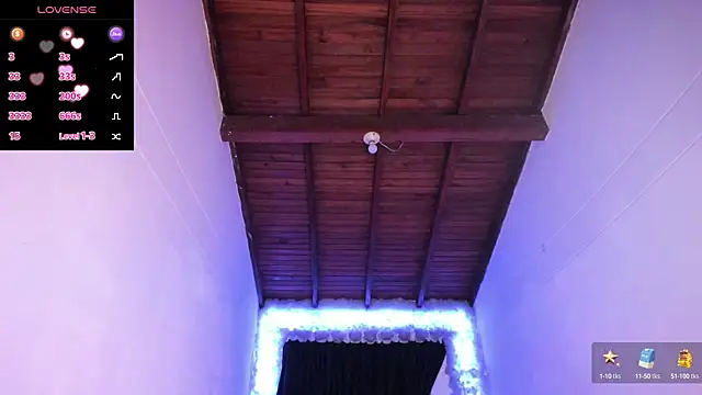 Snapshot of Mariana_Hasper_ chatting on January 7, 1:17 am Mariana Hasper  online show from January 7, 1:17 am