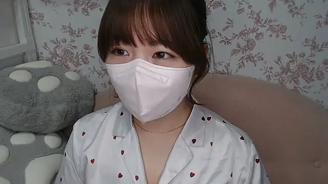 Snapshot of mei_hosina chatting on January 13, 3:50 pm mei hosina online show from January 13, 3:50 pm