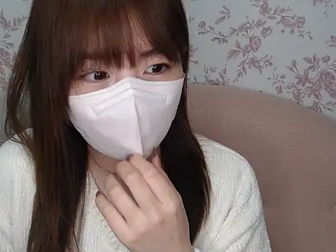 Snapshot of mei_hosina chatting on February 10, 3:49 pm mei hosina online show from February 10, 3:49 pm