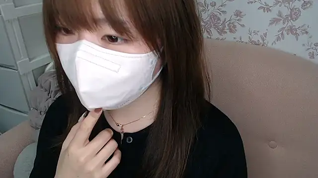 Snapshot of mei_hosina chatting on February 13, 3:52 pm mei hosina online show from February 13, 3:52 pm