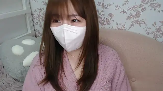 Snapshot of mei_hosina chatting on February 15, 3:53 pm mei hosina online show from February 15, 3:53 pm