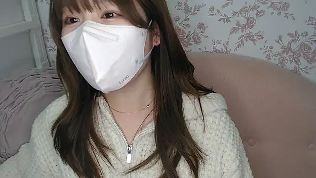 Snapshot of mei_hosina chatting on March 20, 4:01 pm mei hosina online show from March 20, 4:01 pm