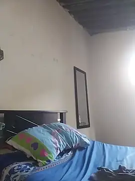 AlexaWarner online show from November 4, 4:06 pm