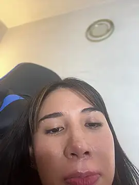 Snapshot of AlessiaVix chatting on March 19, 9:16 pm AlessiaVix online show from March 19, 9:16 pm