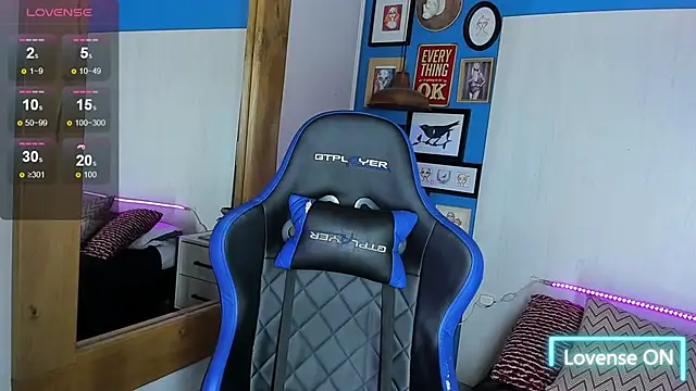 VladHellsing4 online show from March 11, 1:12 pm