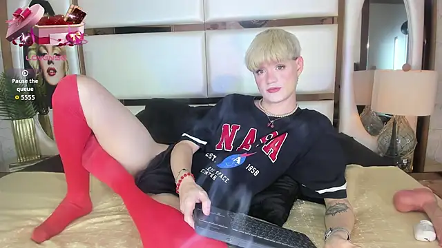 VladHellsing4 online show from January 8, 2:41 pm