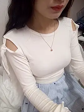 Lovely kute online show from February 18, 10:47 pm