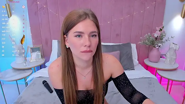 MilaVoxx online show from March 12, 8:41 am