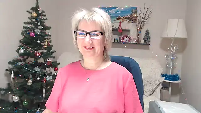 FleurMays online show from January 11, 5:01 am