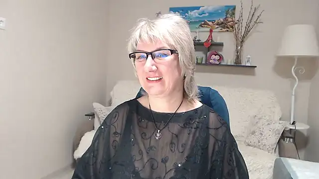 FleurMays online show from January 17, 12:10 pm