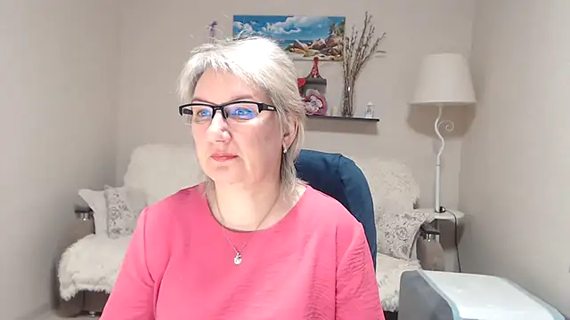 FleurMays online show from March 17, 3:33 am