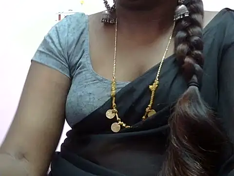 Hot akshara online show from December 20, 3:41 pm